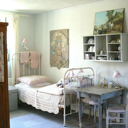 Bed & Breakfast La Rose Laitiere 4*